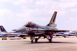 GENERAL DYNAMICS F-16A