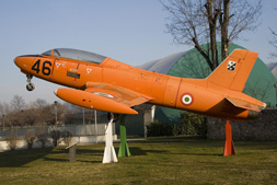 AERMACCHI MB-326